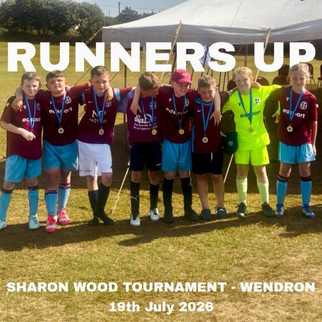 Great things from St Mawgan U9s
✅ Another final
❌ All the way to the final without conceding a goal
✅ Great sportsmanship
Keep up the good work ♥️
———
🗞️ Sharon Wood Tournament – St Mawgan Youth U9s
A chilly start soon turned into a hot, sunny day with a brilliant atmosphere at the Sharon Wood Tournament.
St Mawgan got off to the perfect start by beating our recent nemesis, MAP, thanks to some excellent passing football and clinical finishing. The boys carried that form throughout the day, producing some fantastic team play alongside moments of individual quality.
After seven group games, St Mawgan finished top of the table with six wins, one 0-0 draw, and remarkably, without conceding a single goal.
Another superb performance in the semi-final secured a place in the final—still with a perfect defensive record.
The final saw another meeting with MAP. A brilliant free kick gave St Mawgan the lead, but MAP found a late equaliser before edging extra time with a long-range effort. Despite pushing hard until the end, it just wasn’t to be.
Another tournament final that hasn’t gone our way, but this team continues to grow and improve.
The perfect ending came from the tournament organisers, who praised the team for having one of the best group-stage records of the entire tournament and, more importantly, for being one of the most respectful and well-behaved teams there.
That is winning ♥️🩵